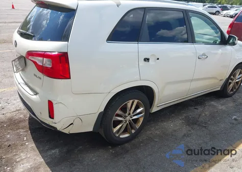 2015 Kia Sorento Limited V6 из США, поврежденный, VIN 5XYKWDA71FG578783
